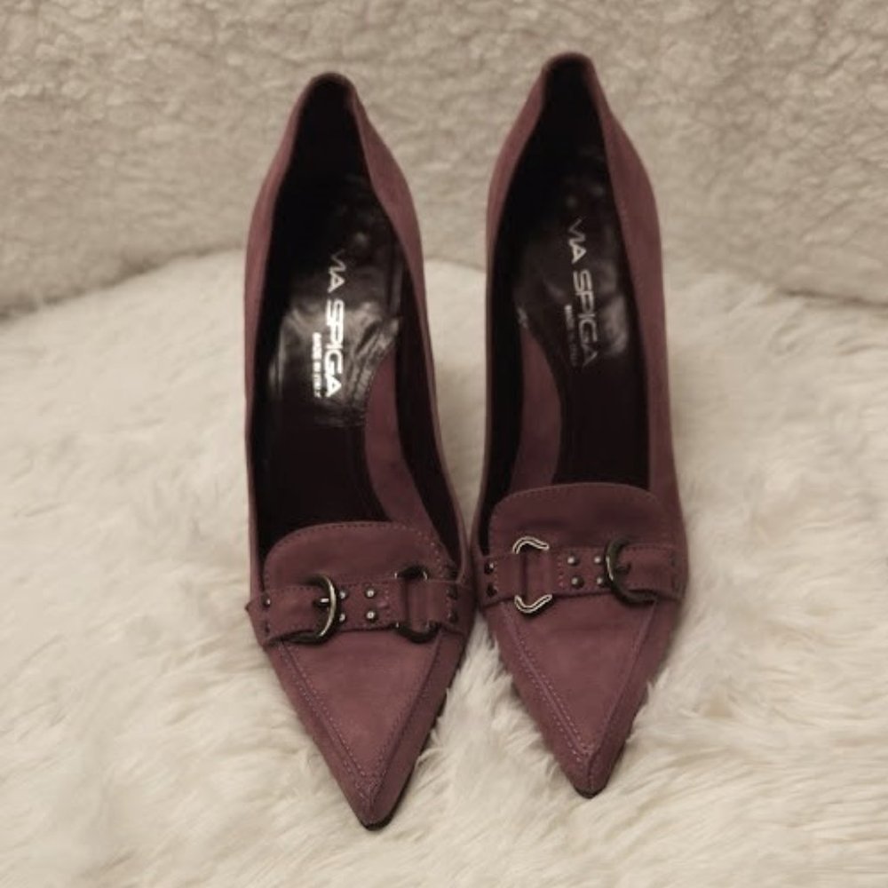 VIA SPIGA Purple Suede Pumps
